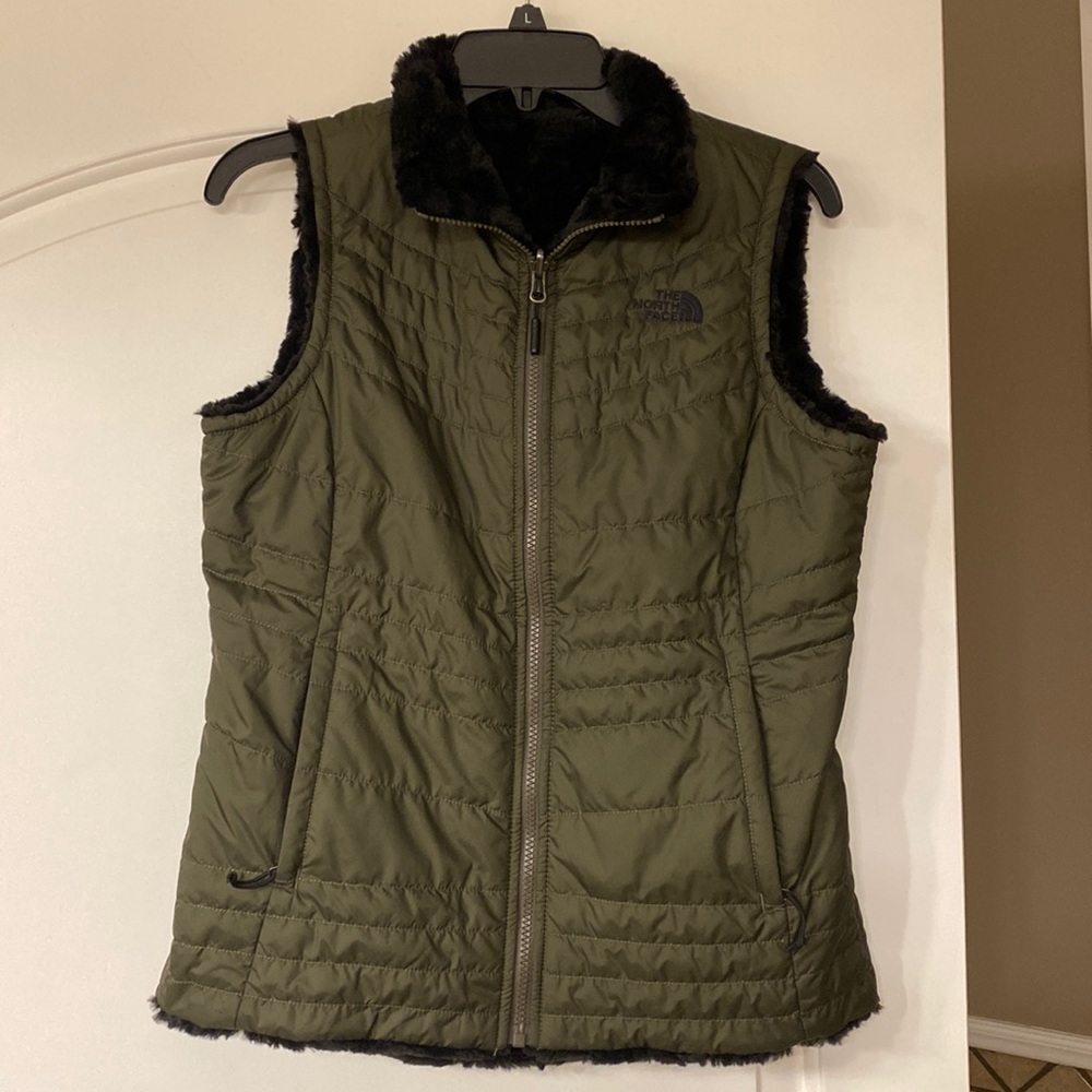 Womens North Face fur lined vest